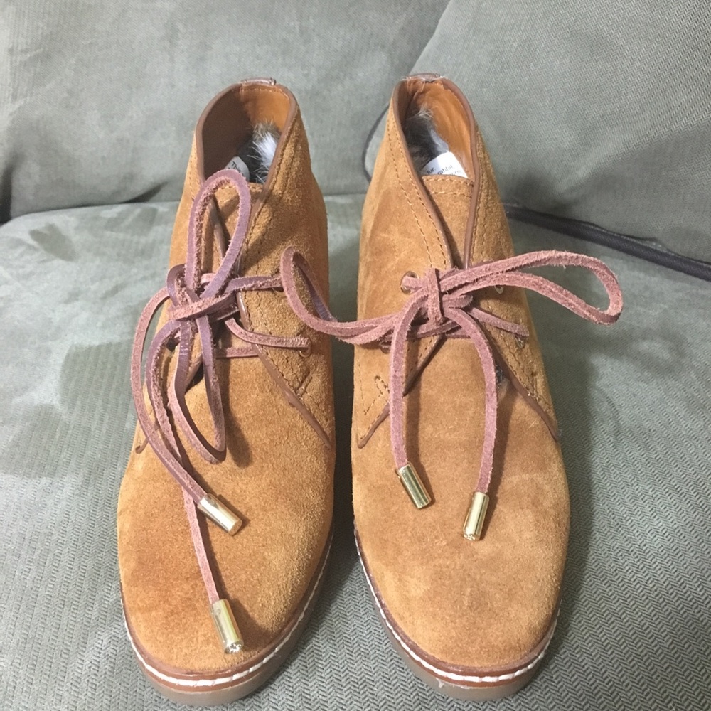 Tory Burch Hilary ankle boot